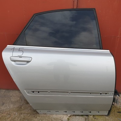 Двері праве задня audi a8 d3 фото №1