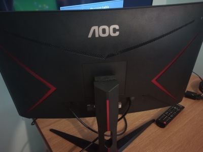 Stopa Monitor AOC 27 C27G2ZE