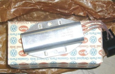 859906079 резистор предварительный oryg салон audi tradition оригинальный номер фото №1