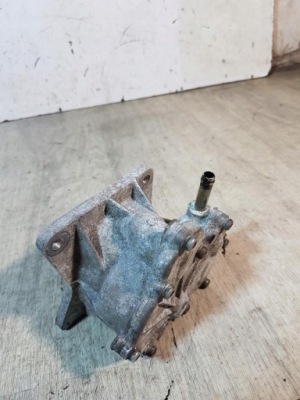 Насос вакуум вакуум вакуумa toyota previa 2.2td фото №1