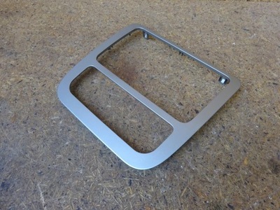 Scirocco iii eos рамка корпус захист консолі радіо навігації 1q0858069h фото №1