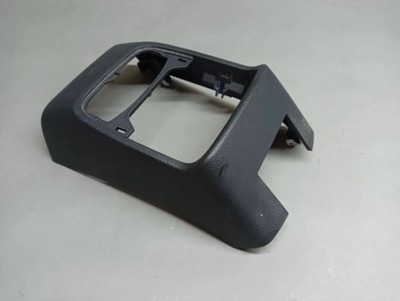 Рамка защита задняя туннель audi a3 8v 8v0864376b фото №1