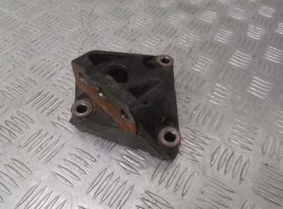 TOYOTA AURIS II 2016 1.8H BRACKET MOUNTING ENGINE  