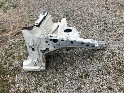 Лонжерон правая четверть mercedes gla x156 лак 650 фото №1