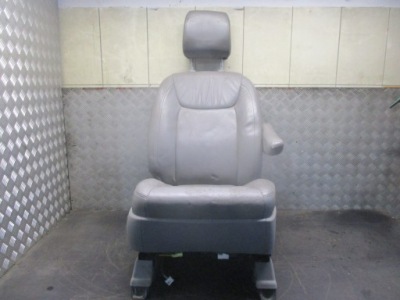 Сидіння правий toyota sienna 03-10r фото №1