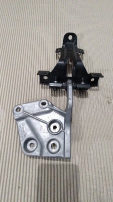 Петля капот решітка правий scania s r 2844306 фото №1