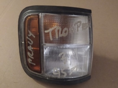 Isuzu trooper 95- лампа передня права фото №1