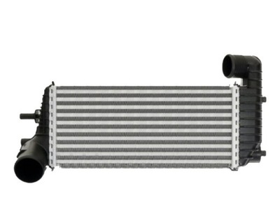 Інтеркулер радіатор повітря наддуву ford cmax focus transit connect фото №1