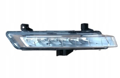 RENAULT CLIO IV 4 LIFT SWIATŁO DRL LAMPA LED PRAWA