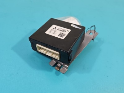 Блок управления модуль света mitsubishi outlander ii 8634a055 фото №1