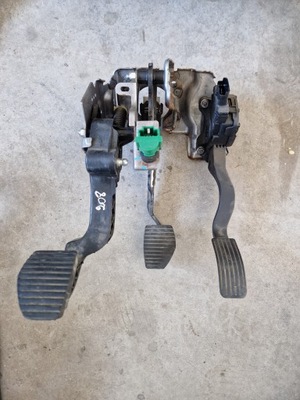 Педаль газа сцепления тормоза peugeot 208 фото №1