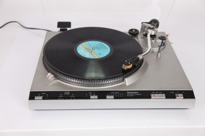 Gramofon TECHNICS SL-3300 Direct Drive