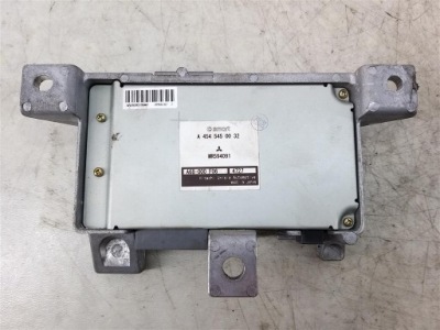 Блок керування підсилювача smart forfour i 1.5b 107km 2004-2006 hitachi фото №1