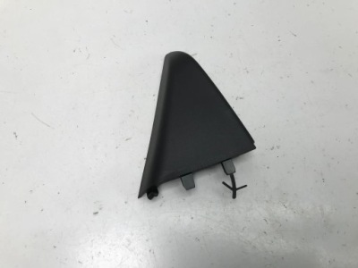 Renault megane v 5 e-tech заглушка треугольник дверь правый задний  822746355r фото №1