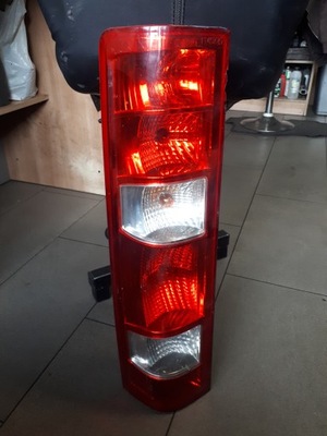 FARO IZQUIERDA PARTE TRASERA PARTE TRASERA 69500591 IVECO DAILY 3 RESTYLING 2006-2014R EUROPA  