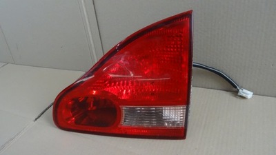 Toyota avensis verso t22 лампа крышки правый задняя фото №1