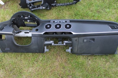 Панель приладів приладова оригінал консоль kia stinger фото №1