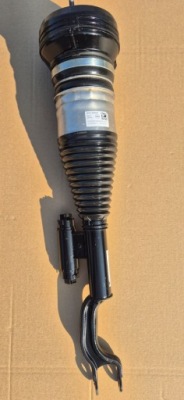 Амортизатор 4matic mercedes w2963206800 eqs suv klasa правий фото №1