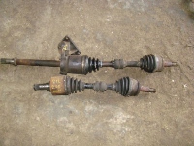 Nissan primera p12 2.0 16v привідний вал права механічна коробка передач. фото №1