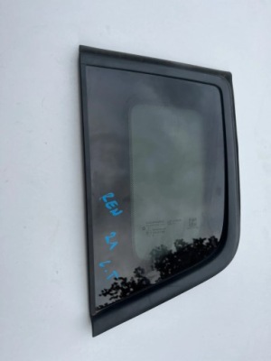 Jeep renegade lift стекло кузовная задняя левая 2018- фото №1