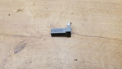 Датчик стоп педалі гальма mercedes w213 фото №1