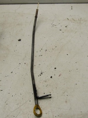 Щуп щуп масла 1.3 vvt-i toyota yaris iii lift фото №1