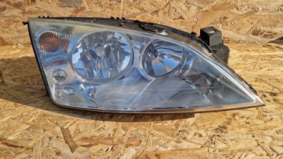 Ford mondeo mk3 лампа перед передняя правая фото №1