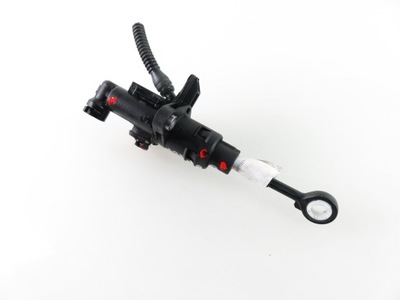 Помпа зчеплення skoda rapid 1.6 tdi 6r0721388d фото №1