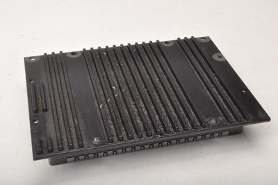 Volvo xc90 підсилювач радіо 31310007 31282140 фото №1