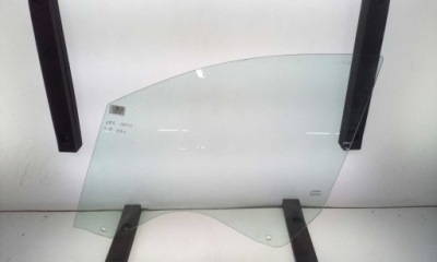 Скло бічна ліва передня renault vel satis 02-11 фото №1