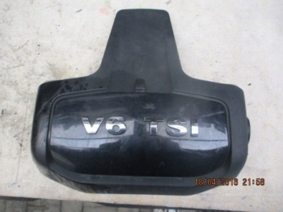 Захист двигуна vw touareg 7p6103927 фото №1