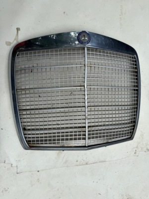 Mercedes w108 w109 решётка радиатора решётка радиатора оригинальная фото №1