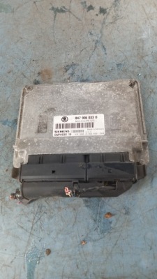 Бортовий комп'ютер двигуна skoda fabia 1.4b 02r фото №1