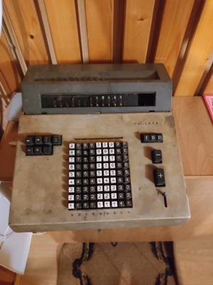 Retro kalkulator zabytek cellator r31 maszyna licząca
