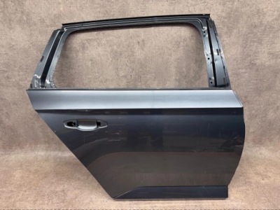 Двері праве задня skoda superb iii kombi фото №1