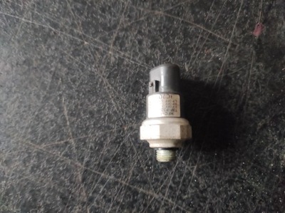 SENSOR DE PRESIÓN DE ACONDICIONADOR SUZUKI IGNIS I 0-03  