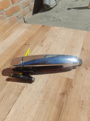 Suzuki grand vitara ii ручка дверь правый задняя фото №1