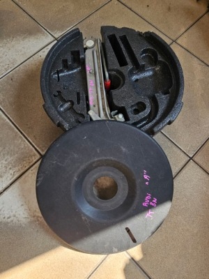 Пенопласт домкрат audi tt 8n eu 98' фото №1