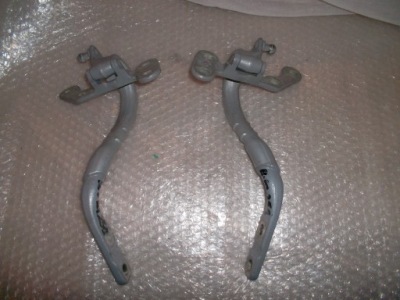 Mercedes r klasa 251 w251 петли задний крышки a2517400337 a2517400437 фото №1