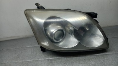 Фара правий toyota avensis t25 04r kombi фото №1