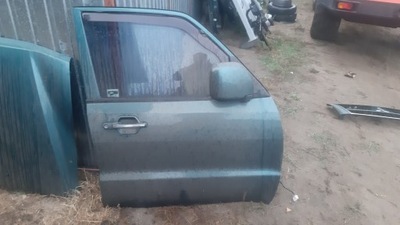 Дверь правый перед pajero iii 5d фото №1