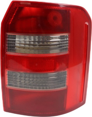 Audi a2 лампа права задня задня europa 8z0945096b фото №1