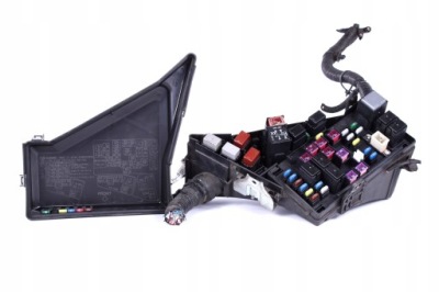 Коробка запобіжників legacy iv 2.0 d 03-08r фото №1