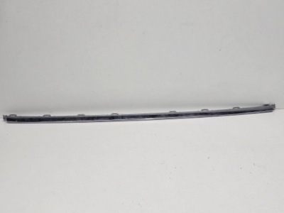 Vw golf 8 молдинг бампера средняя перед 5h0853101 фото №1