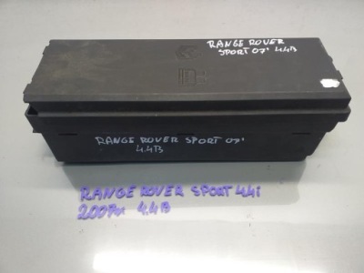 Корпус коробка предохранителей sport i 4.4 v8 фото №1
