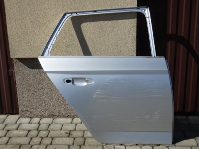 Skoda fabia iii kombi двері задні праве la7w фото №1