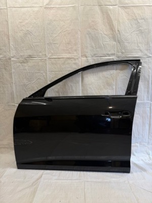 Двері перед ліва audi a6 c8 4k0831333 фото №1