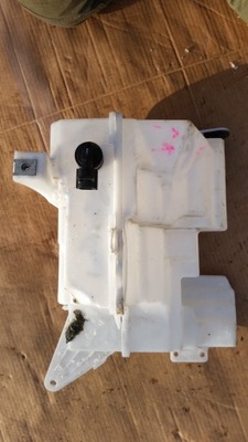 Бачок омивача ford fiesta focus mk4 фото №1