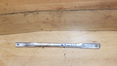 Балка кронштейн розпірка mercedes w213 фото №1