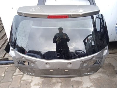 Toyota yaris iii lift крышка багажника задняя фото №1